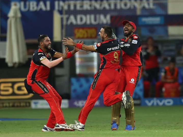 IPL 2021 UAE ఫేజ్ 2 RCB Vs MI ముఖ్యాంశాలు హర్షల్ పటేల్ యుఎఇ లెగ్‌లో తమ మొదటి విజయాన్ని నమోదు చేసుకోవడానికి బెంగళూరు థంబ్ ముంబైగా నలుగురిని తీసుకున్నారు