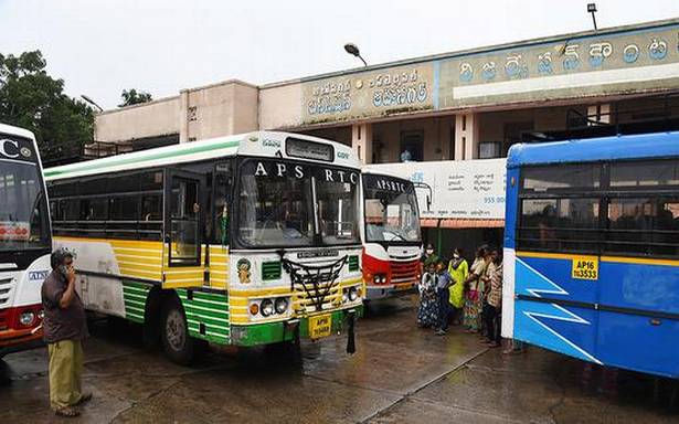 APSRTC నాలుగు డిపోలను 'బస్ పోర్టులుగా' అభివృద్ధి చేయనుంది.