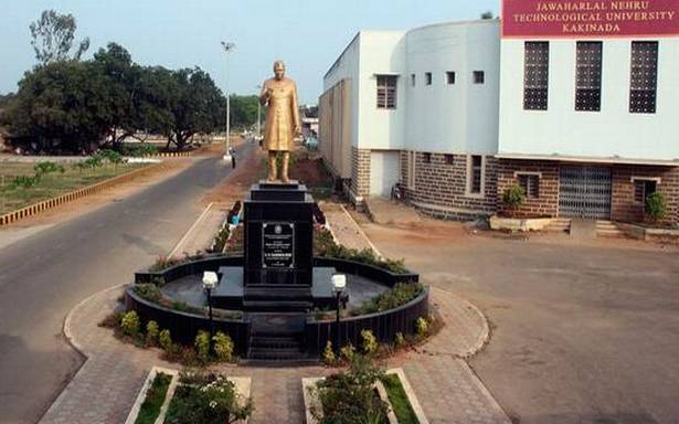 JNTU-K ₹900 కోట్ల డిపాజిట్లను నిర్వహించడానికి నిపుణుల కోసం వెతుకుతోంది