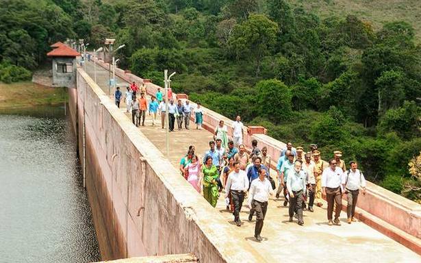 'సోషల్ మీడియా ప్రచారానికి' ముల్లపెరియార్ డ్యామ్ బాధితుడు: తమిళనాడు ఎస్సీకి చెప్పింది