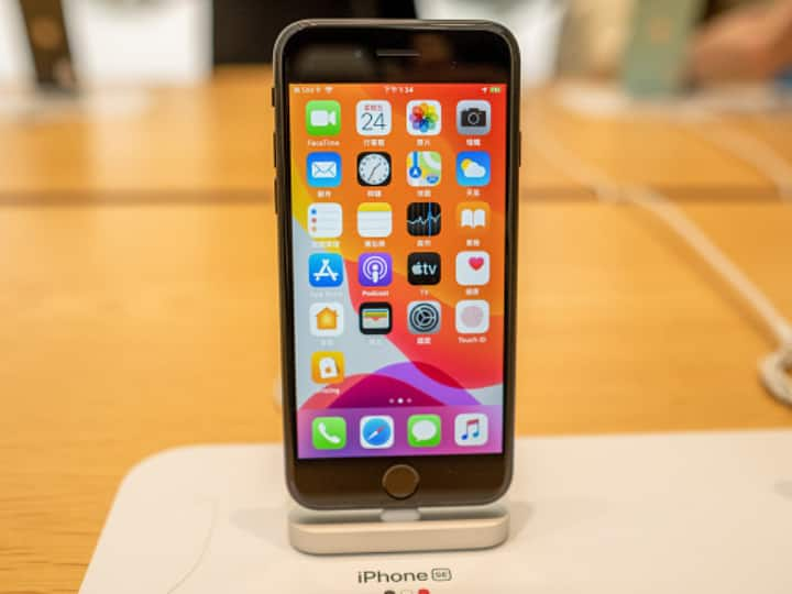 Apple IPhone SE 2022 5G కనెక్టివిటీతో మరోసారి అదే పాత డిజైన్‌ను కలిగి ఉండవచ్చు, నివేదికను సూచిస్తుంది