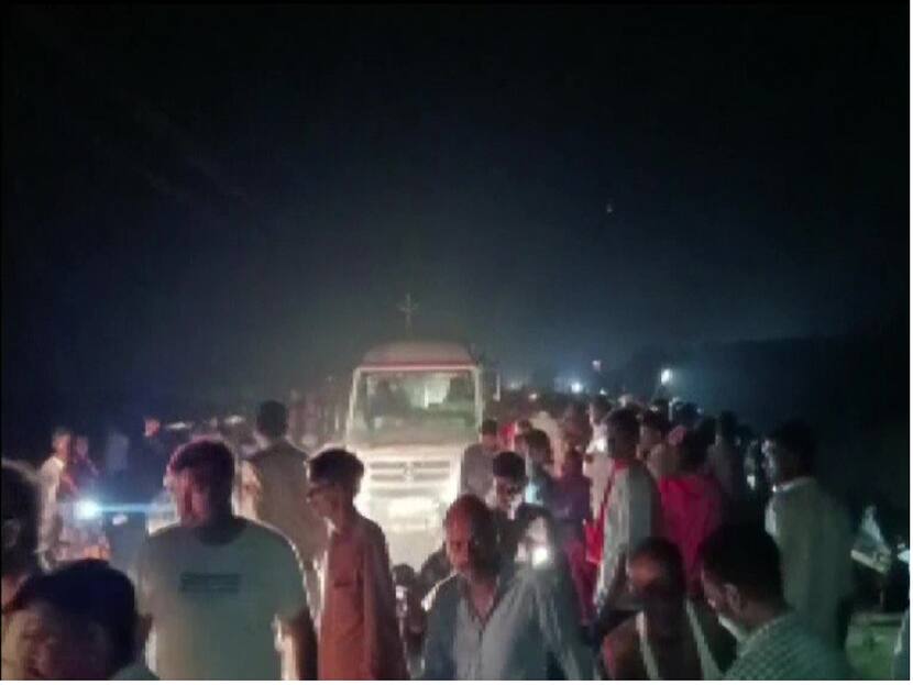 10 Killed, Several Injured As Tractor Trolley Overturns Into Pond In Kanpur PM Modi, CM Adityanath Expresses Grief