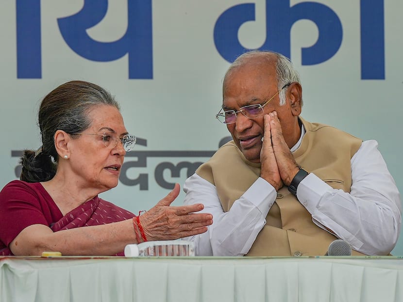 Congress President Mallikarjun Kharge Forms Steering Committee, Includes Sonia Gandhi And Rahul