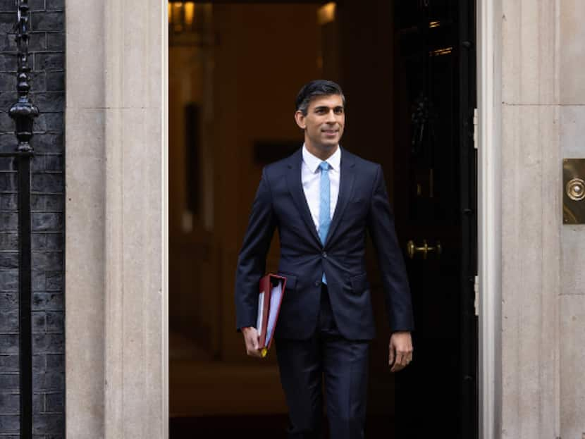 1.3 Million GBP Sculpture In Rishi Sunak's Garden Amid UK Financial Crisis Sparks Row