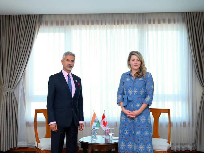 EAM Jaishankar Meets Canadian Counterpart On The Sidelines Of East Asia Summit, Discusses Ukraine Conflict