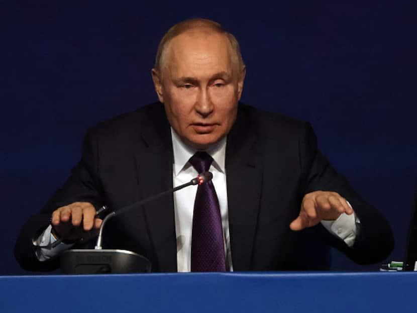 Putin Falls Down Stairs, Soils Himself Due To Deteriorating Health: Report