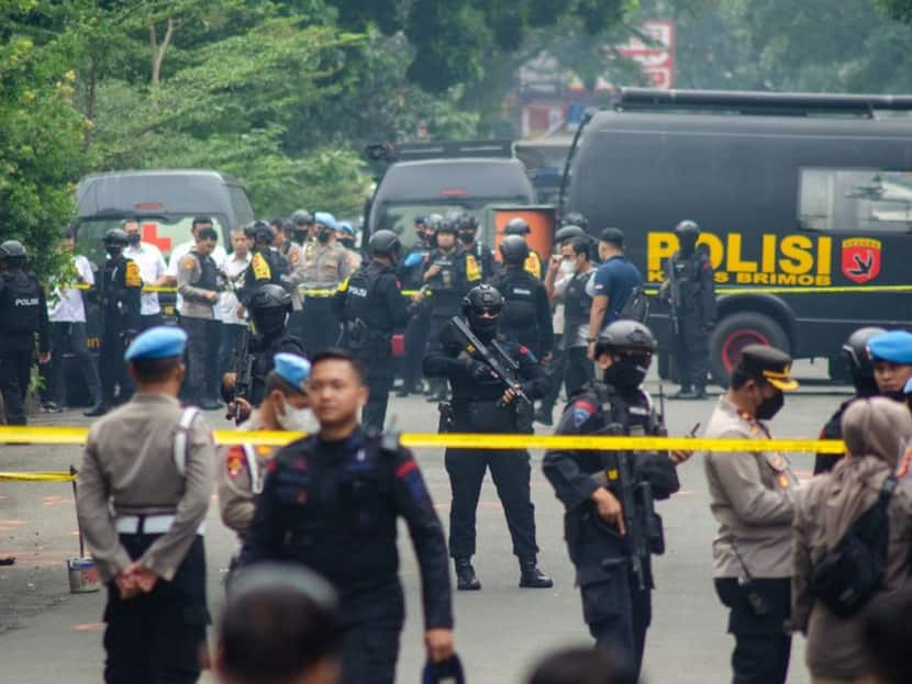 Suicide Bombing At Indonesia Police Station Kills 2, Injures 9. JAD Link Suspected: Reports