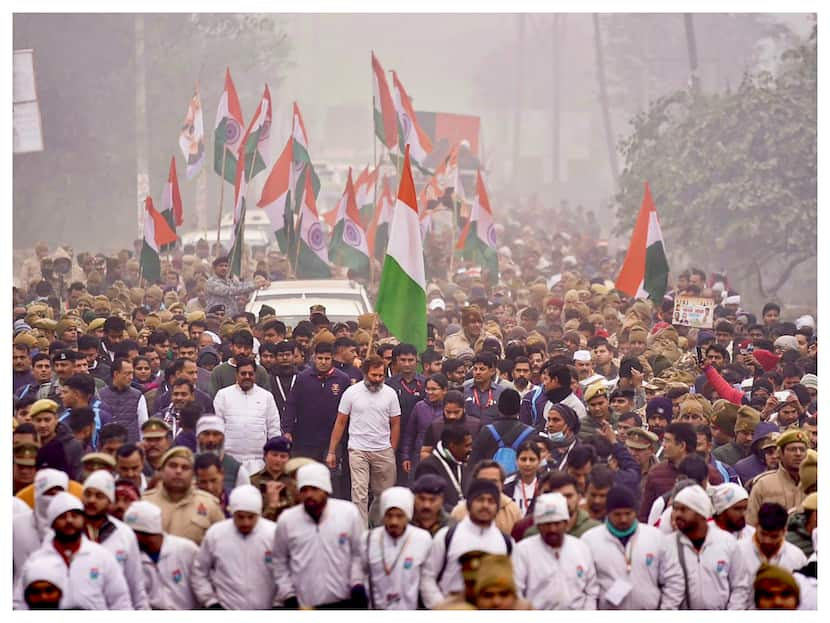 భారత్ జోడో యాత్రలో ఎక్స్‌కవేటర్ వీడియోను కాంగ్రెస్ షేర్ చేసింది