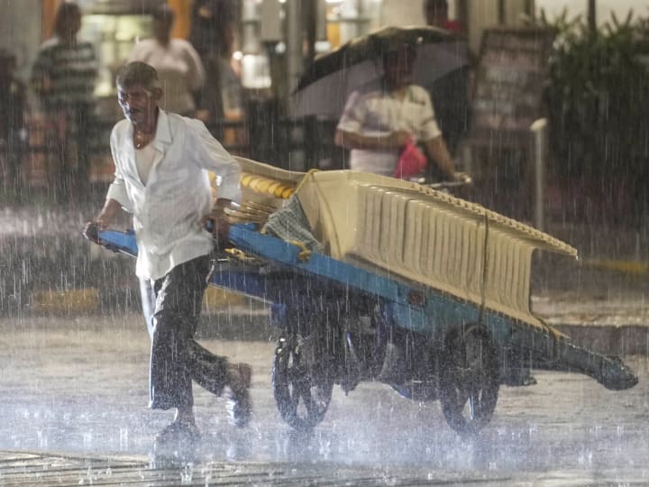 హిమాచల్ ప్రదేశ్‌లో 9 మంది మృతి, దక్షిణ గుజరాత్ జిల్లాలకు రెడ్ అలర్ట్ జారీ చేయబడింది.  టాప్ పాయింట్లు